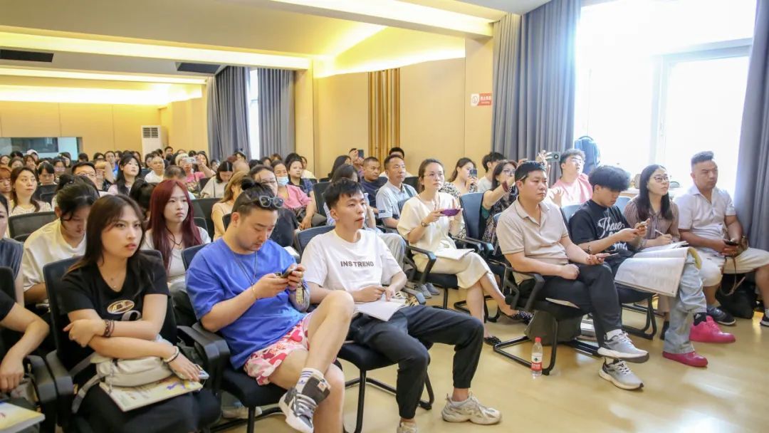 哪里可以找到关于篮球协调训练的教程?_0